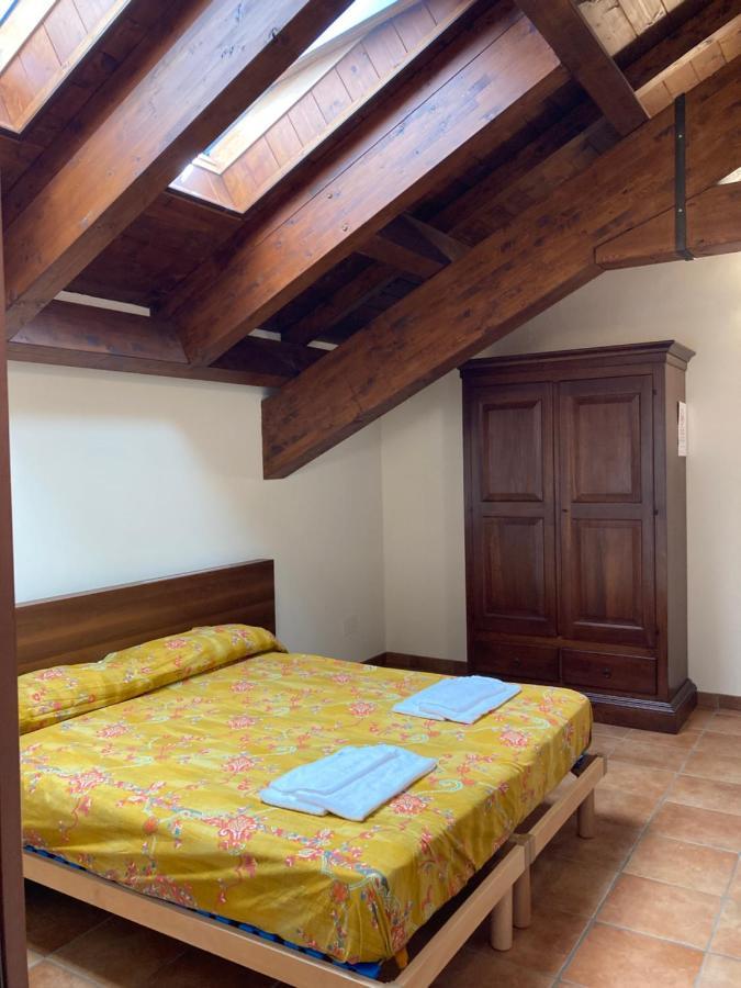 Agriturismo Altana Del Motto Rosso Gattico ภายนอก รูปภาพ